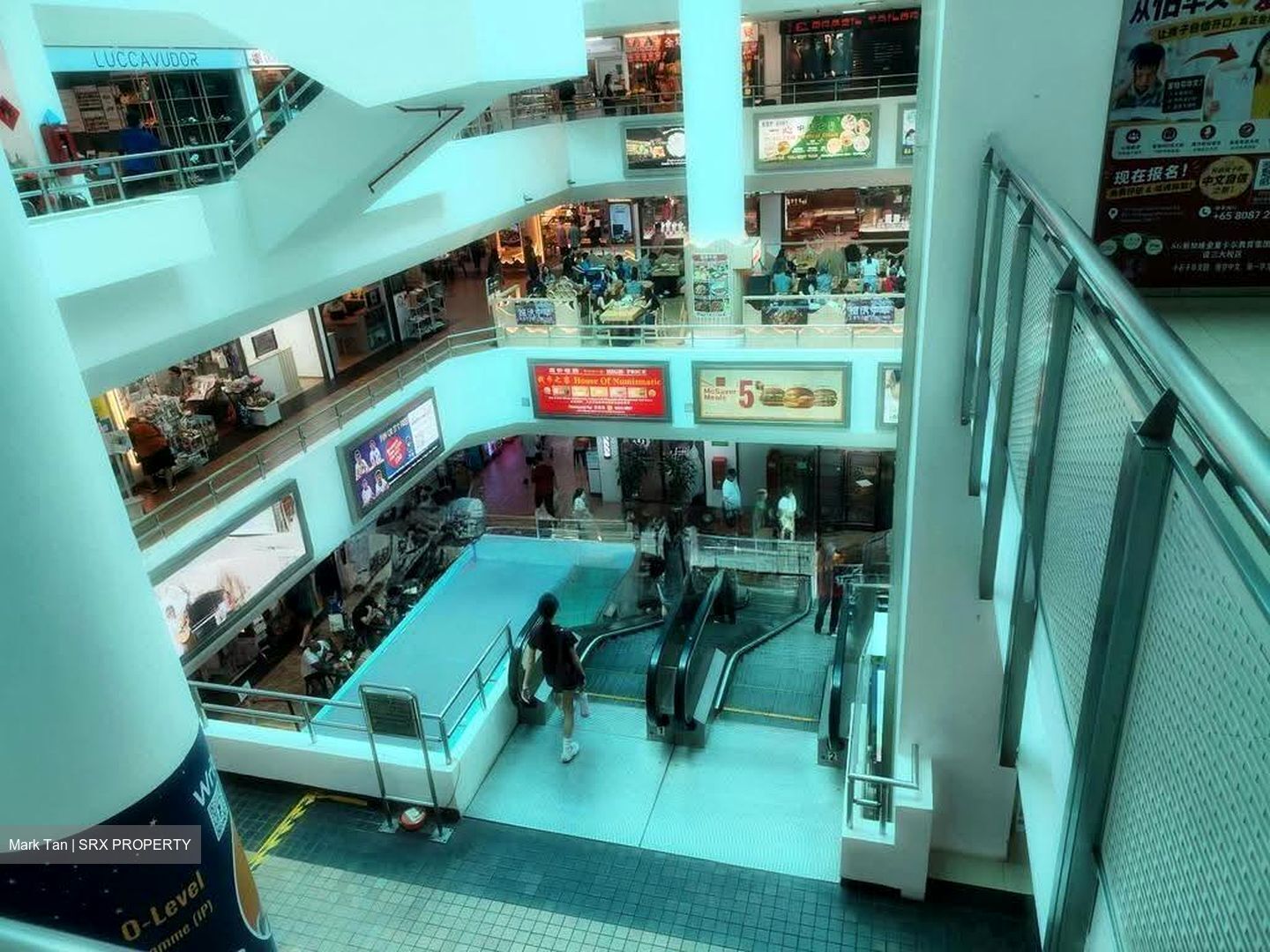 Beauty World Centre (D21), Shop House #631886041